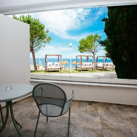 Barbara Beach And Spa Hotel 3*